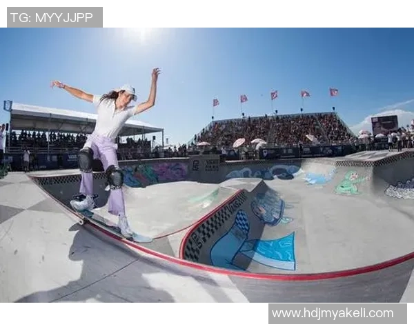 广州飞盘队在滑板精英赛中以71分稳居积分榜首位